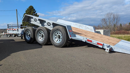 New 2025 LWL 22' Split Tilt Tri Axle
