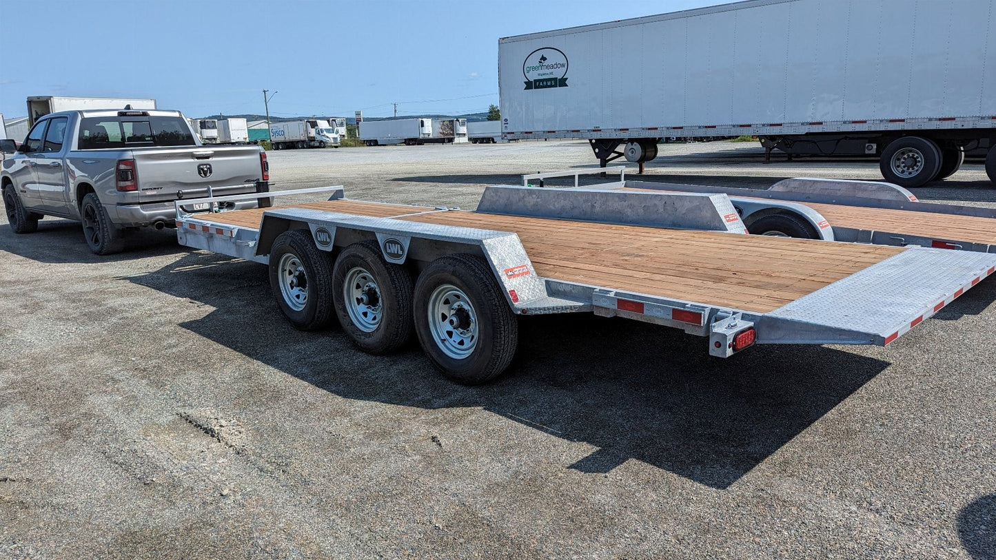 New 2025 LWL 22' Split Tilt Tri Axle