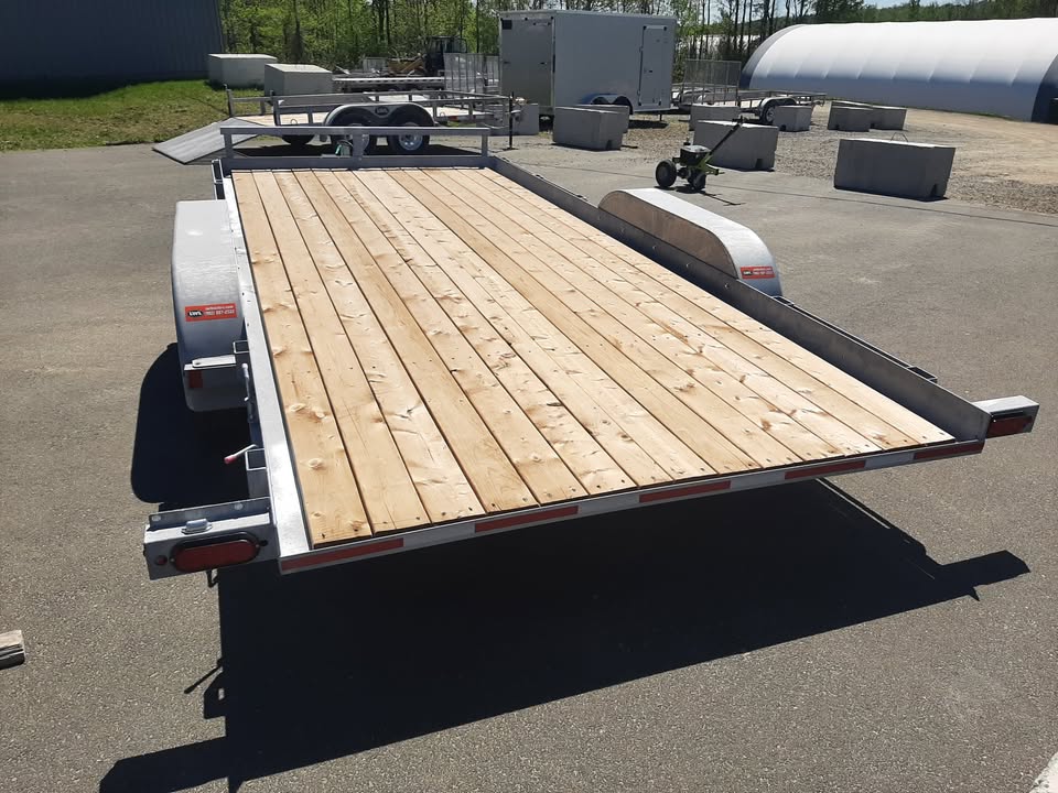 Nouvelle remorque porte-voitures/équipement LT 16' LWL 2025 